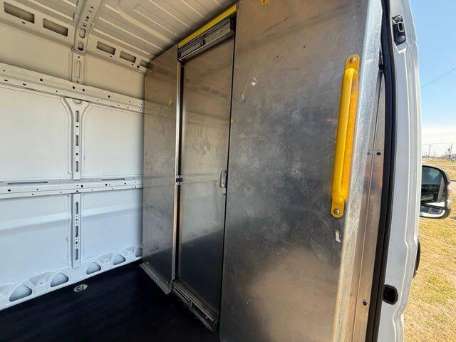 2025 Ram ProMaster 2500 Cargo Van Tradesman High Roof 159" WB w/Pass Seat