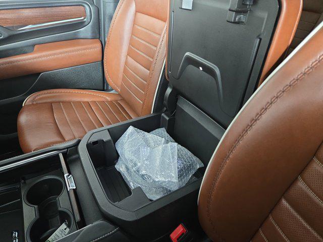 2024 GMC Yukon XL Denali Ultimate