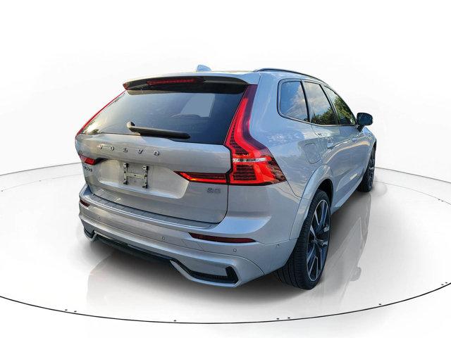 2023 Volvo XC60 B5 Ultimate Dark Theme