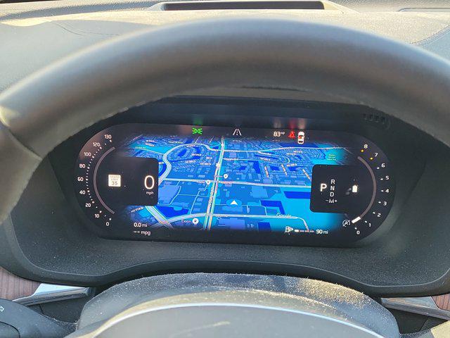 2023 Volvo XC60 B5 Ultimate Dark Theme