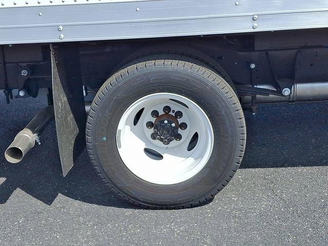 2026 Ford E-350 Cutaway 2026 FORD E-350 CUTAWAY CHASSIS 2DR 138 WB HD