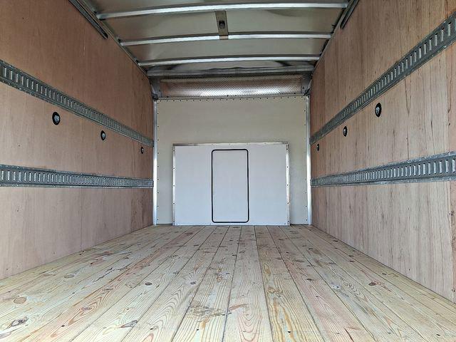 2026 Ford E-350 Cutaway 2026 FORD E-350 CUTAWAY CHASSIS 2DR 138 WB HD