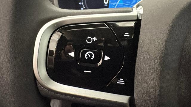 2026 Volvo XC90 Plug-In Hybrid Plus, T8 AWD, Electric/Gasoline, Bright, 6 Seats