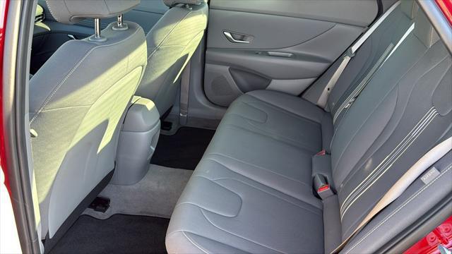 2025 Hyundai Elantra SEL Sport