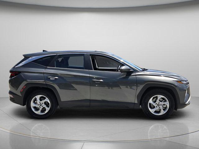 2022 Hyundai Tucson SE