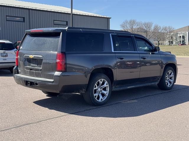 2016 Chevrolet Suburban LT