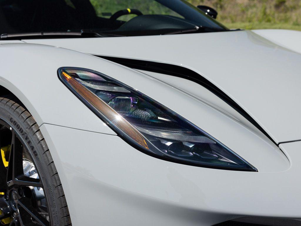 2026 Lotus Emira - Photo 14
