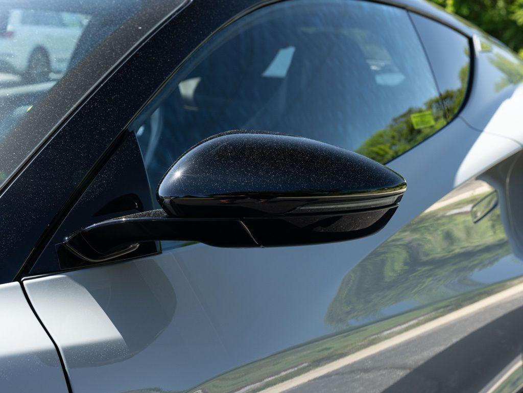 2026 Lotus Emira - Photo 16