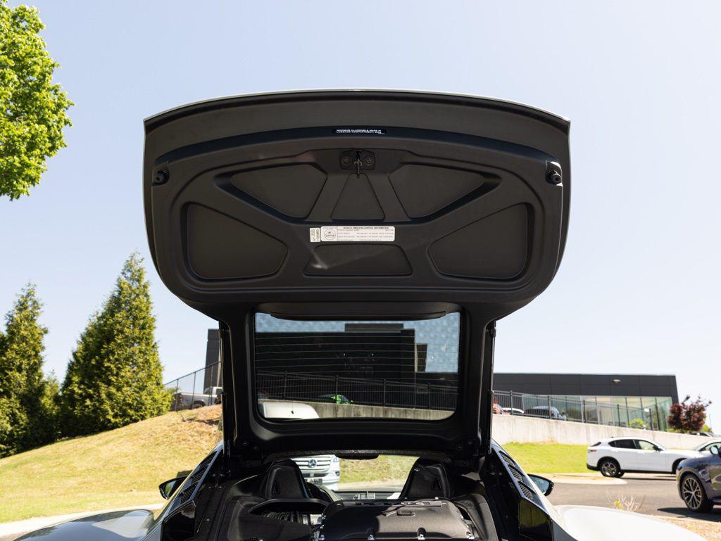 2026 Lotus Emira - Photo 43