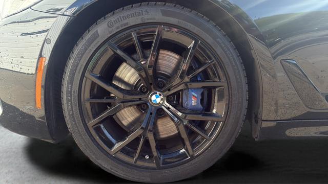 2023 BMW M5 i xDrive