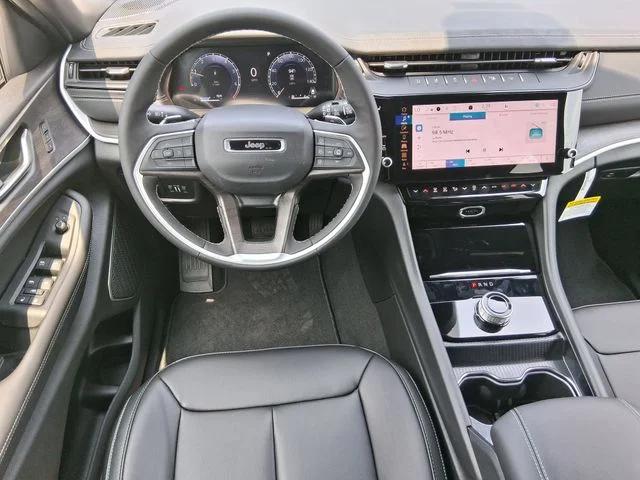 2026 Jeep Grand Cherokee Limited 4x2