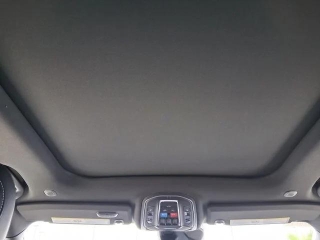 2026 Jeep Grand Cherokee Limited 4x2