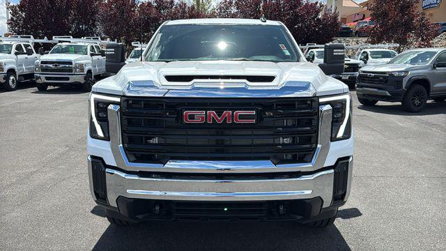 2026 GMC Sierra 2500HD Crew Cab, Long Bed, Pro, 4WD