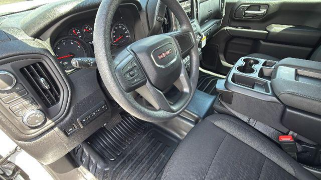 2026 GMC Sierra 2500HD Crew Cab, Long Bed, Pro, 4WD