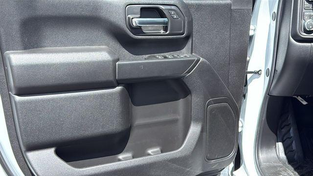 2026 GMC Sierra 2500HD Crew Cab, Long Bed, Pro, 4WD