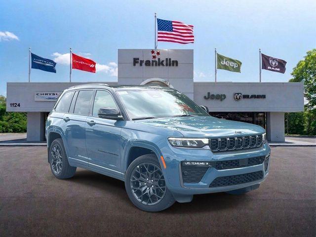 2026 Jeep Grand Cherokee GRAND CHEROKEE SUMMIT 4X4
