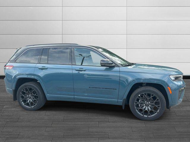 2026 Jeep Grand Cherokee GRAND CHEROKEE SUMMIT 4X4