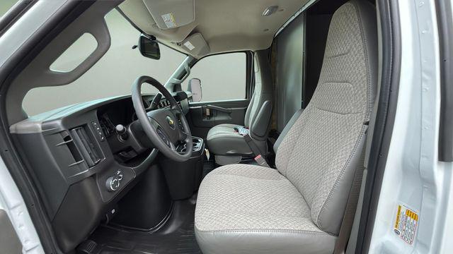 2026 Chevrolet Express Cutaway 4500 Van