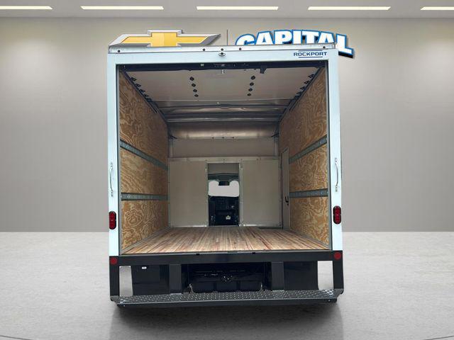 2026 Chevrolet Express Cutaway 4500 Van