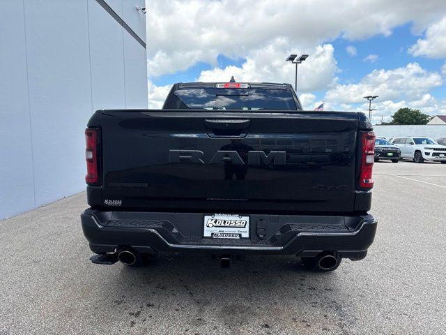 2026 Ram 1500 Big Horn Crew Cab 4x4 5'7" Box