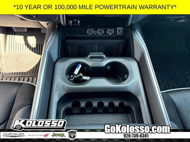2026 Ram 1500 Laramie Crew Cab 4x4 5'7" Box