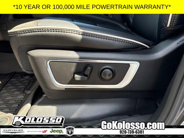2026 Ram 1500 Laramie Crew Cab 4x4 5'7" Box