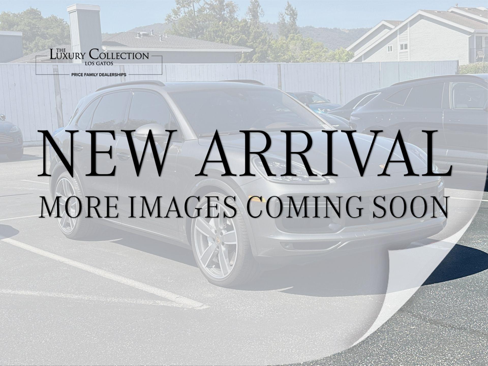 /2022 Porsche Cayenne