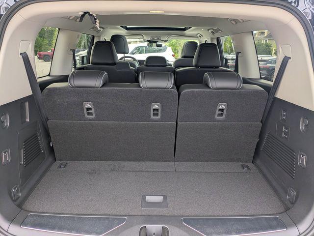 2026 INFINITI QX80 LUXE