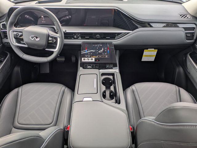 2026 INFINITI QX80 LUXE