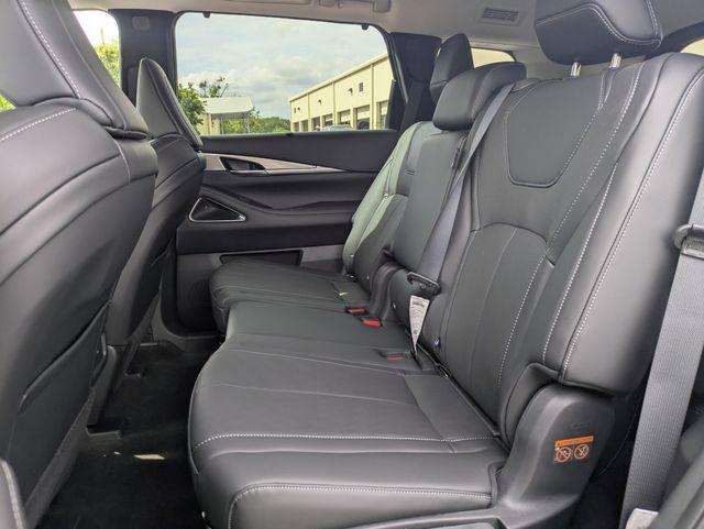 2026 INFINITI QX80 LUXE AWD