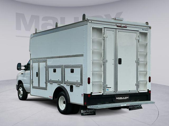 2025 Ford E-350 Cutaway Base