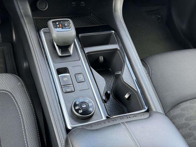 2023 Nissan Pathfinder SV 4WD