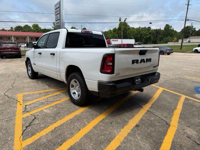 2026 Ram 1500 Tradesman Crew Cab 4x4 5'7" Box