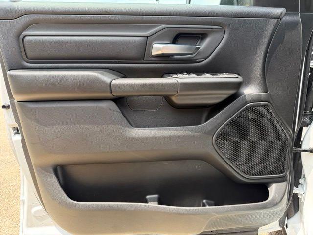 2026 Ram 1500 Tradesman Crew Cab 4x4 5'7" Box