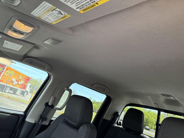 2022 Nissan Frontier Crew Cab SV 4x4