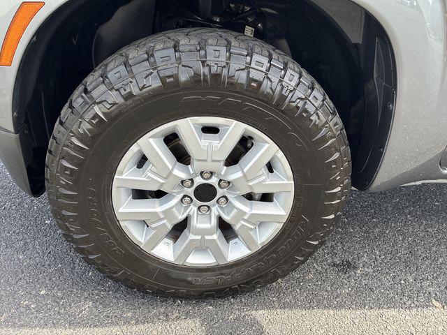 2022 Nissan Frontier Crew Cab SV 4x4