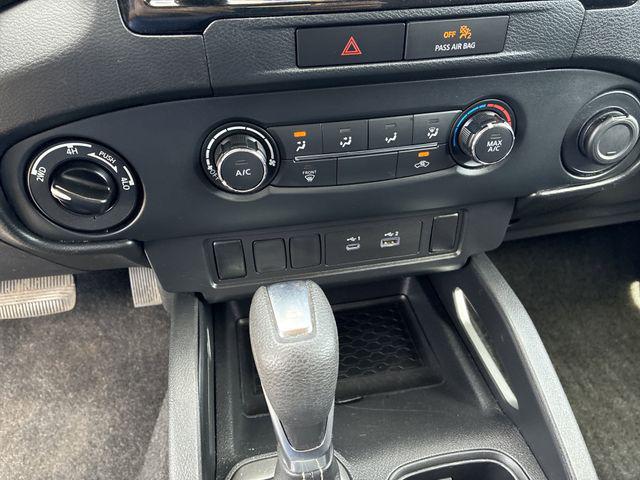 2022 Nissan Frontier Crew Cab SV 4x4