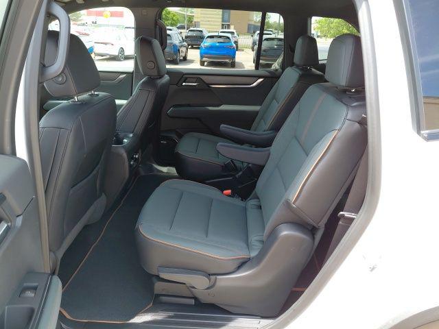 2026 GMC Acadia AT4 AWD