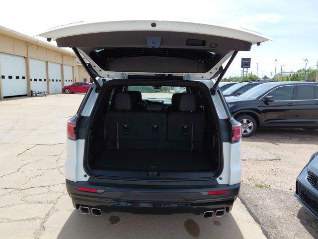2026 GMC Acadia AT4 AWD