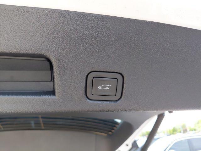 2026 GMC Acadia AT4 AWD