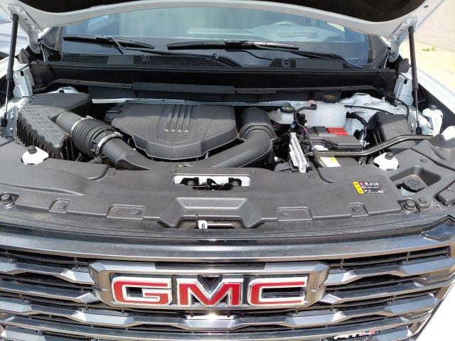 2026 GMC Acadia AT4 AWD