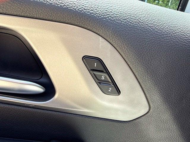 2027 Chrysler Pacifica Select AWD