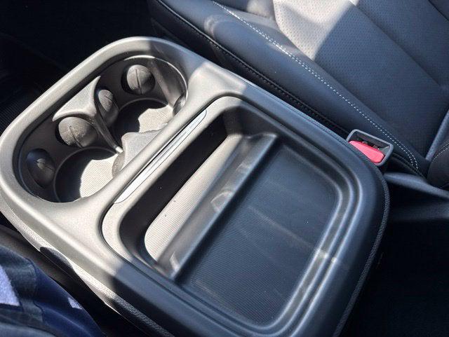 2027 Chrysler Pacifica Select AWD