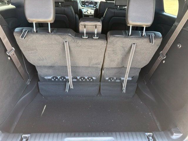 2027 Chrysler Pacifica Select AWD