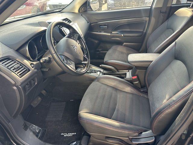 2025 Mitsubishi Outlander Sport Unknown
