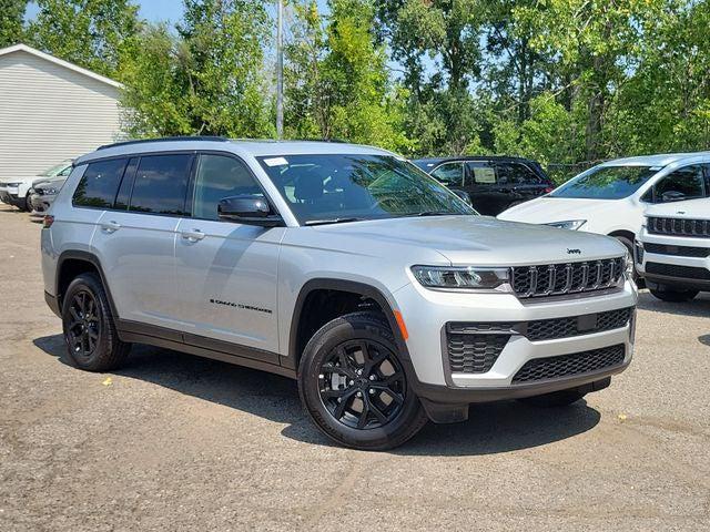 2026 Jeep Grand Cherokee L GRAND CHEROKEE L LAREDO ALTITUDE 4X4 2026 Jeep Grand Cherokee L GRAND CHEROKEE L LAREDO ALTITUDE 4X4