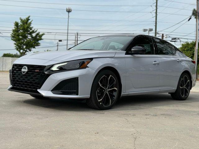 2026 Nissan Altima SR FWD