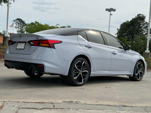 2026 Nissan Altima SR FWD