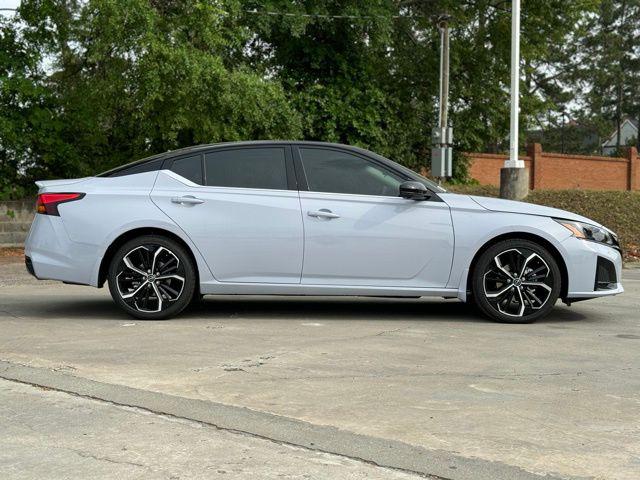 2026 Nissan Altima SR FWD