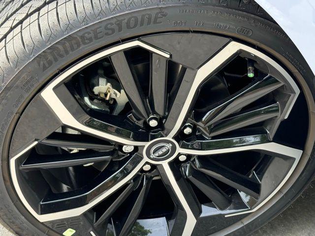 2026 Nissan Altima SR FWD